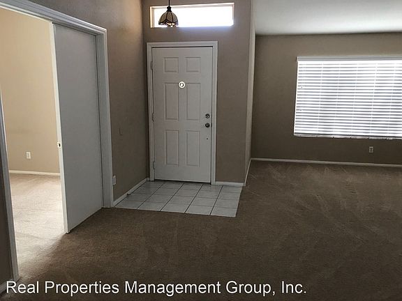 5th image of 1124 Sport Of Kings Ave
