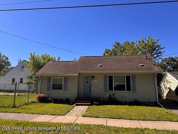 2nd image of 2600 Maplewood Ave