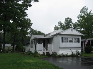 1 Oak Rd, Southington, CT 06489