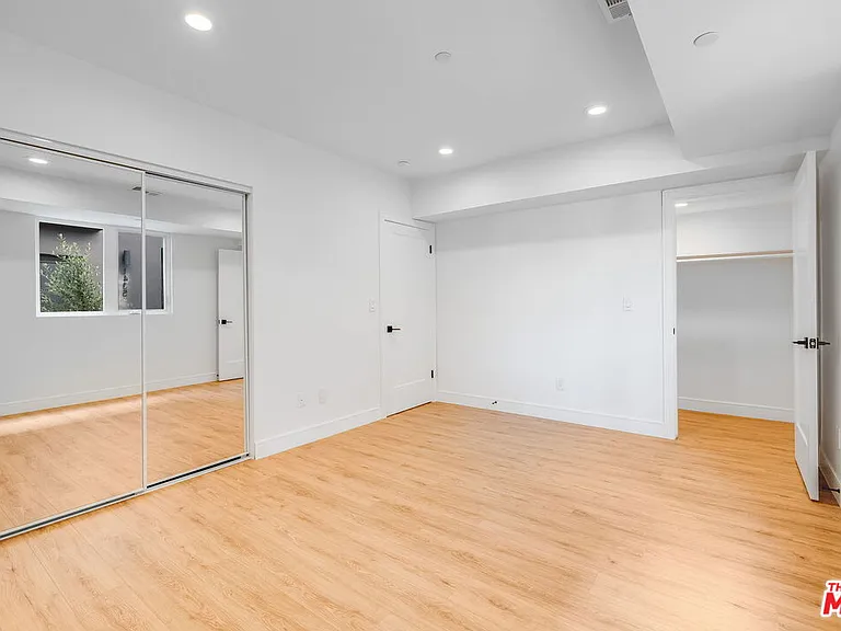 1433 S Crescent Heights Blvd — Photo 7