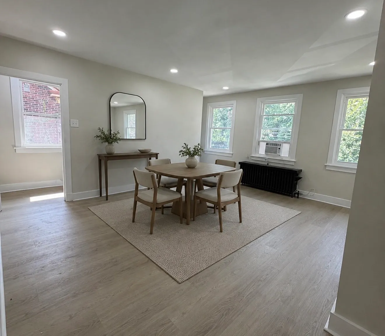 2 bed, $1,800 — Photo 2