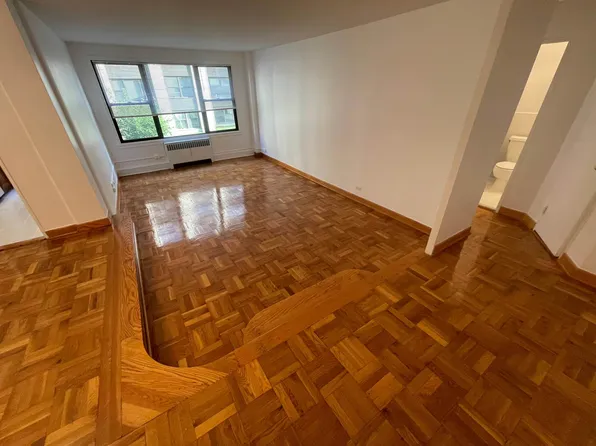 98-34 63rd Dr #2F, Queens, NY 11374