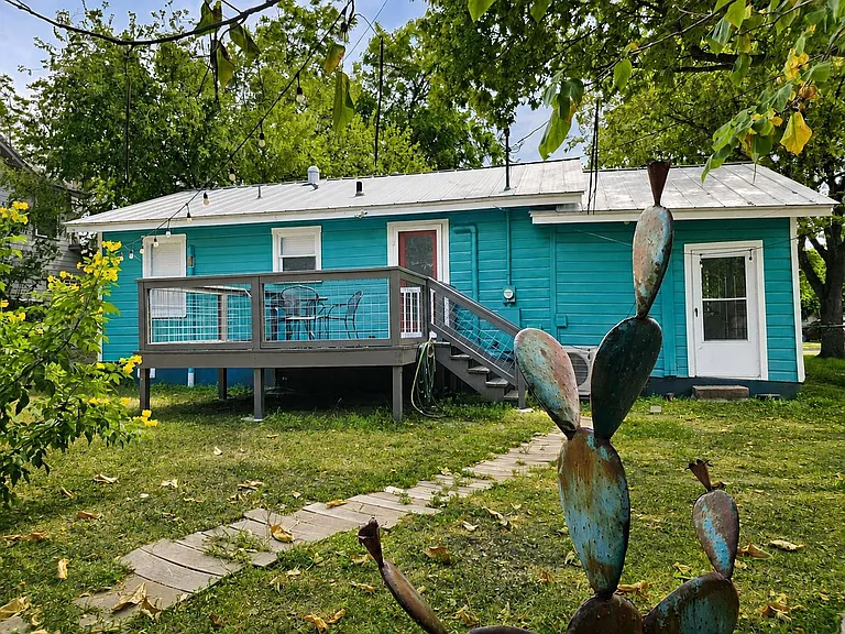 200 Nelray Blvd — Photo 25