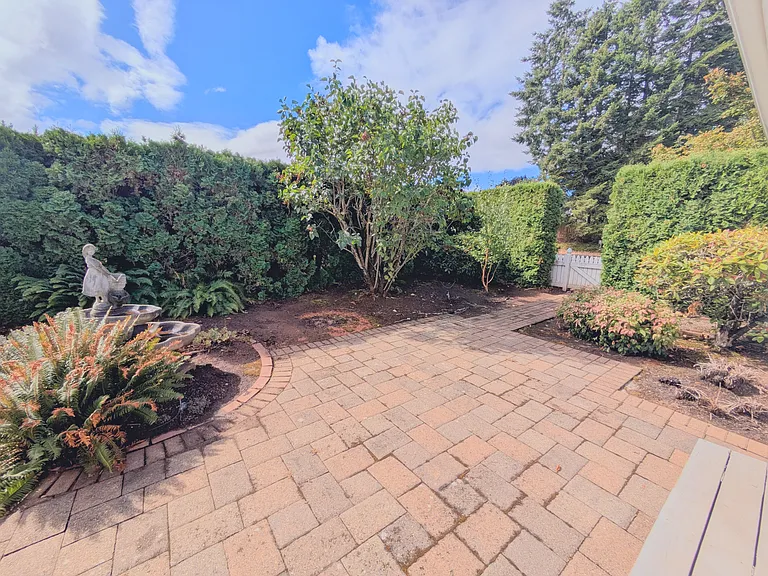 566 Sunwood Dr NW — Photo 16