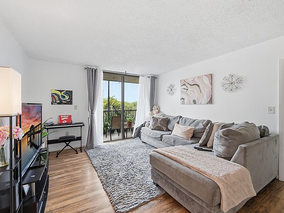 3rd image of 5570 NW 44th Street #313a