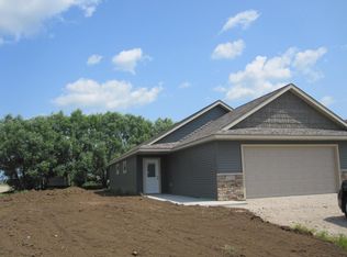 1758 Aspen Ct, New Richmond, WI 54017