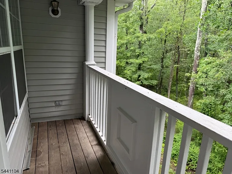 511 Chatfield Dr — Photo 14