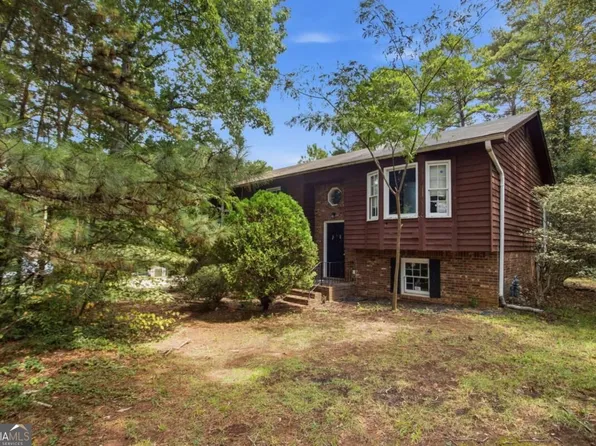255 Belmont Farms Dr, Ellenwood, GA 30294
