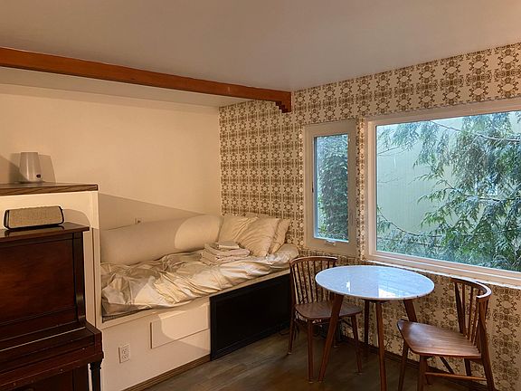 3rd image of 632 13th Ave E #14
