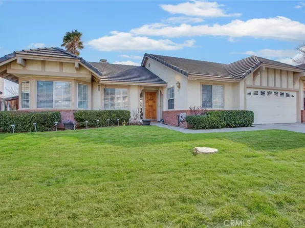 39458 Chantilly Ln, Palmdale, CA 93551