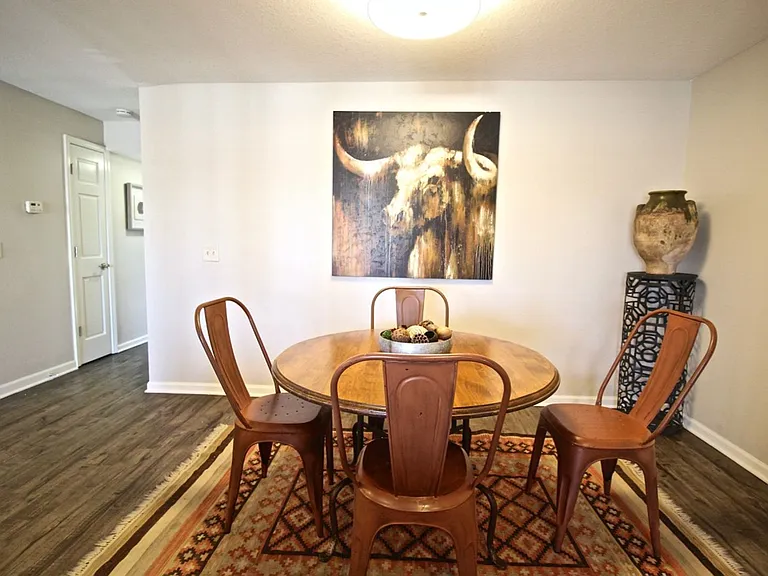 4415 Jefferson St — Photo 7