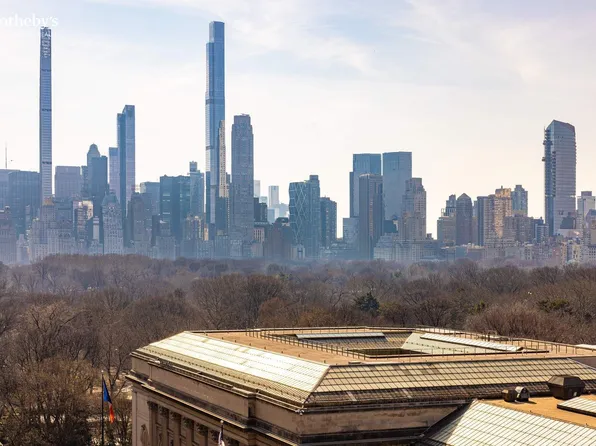 1010 5th Avenue image 2 of 16