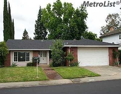 1st image of 1105 Parkview Dr