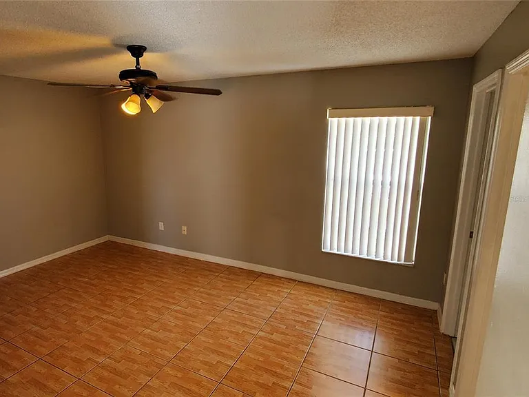 2370 Harbor Town Dr — Photo 4