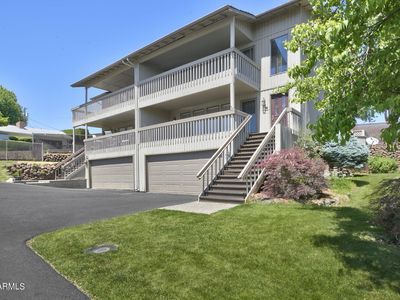 21 Burning Tree Dr, Yakima, WA, 98902