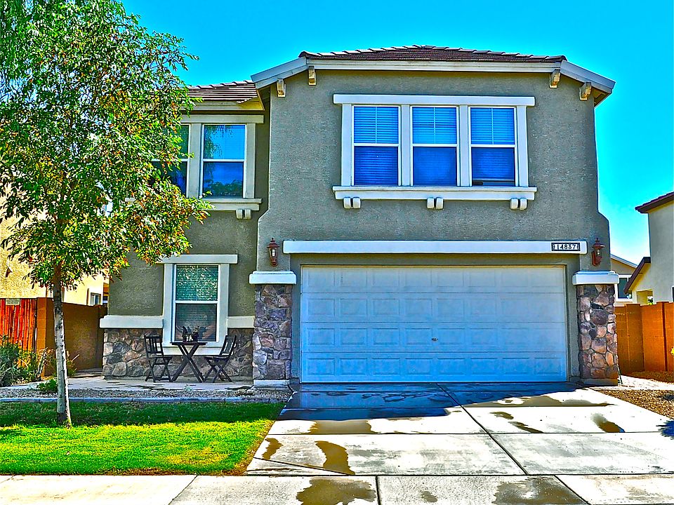 Gorgeous Curb Appeal