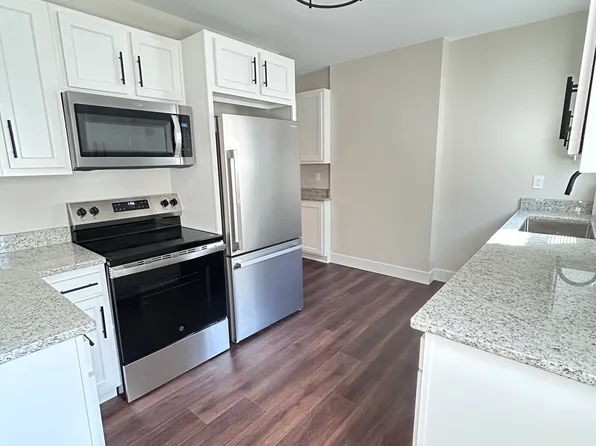 183 W Pacemont Rd, Columbus, OH 43202