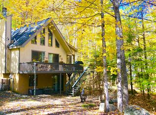 3585 Chestnut Hill Dr, Lake Ariel, PA 18436