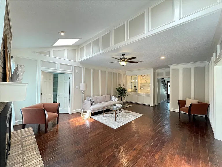 1715 Country Squire Dr — Photo 25