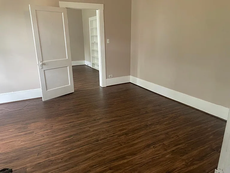 8334 1st Ave — Photo 5