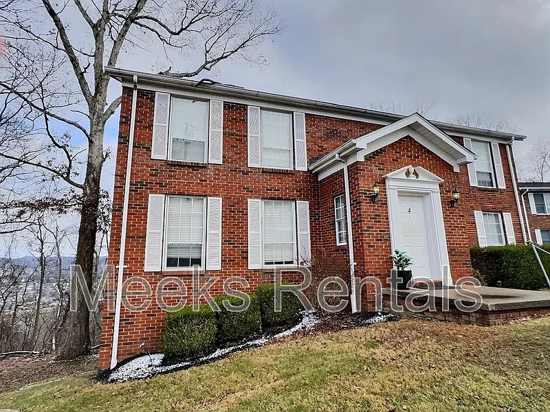 1 bed, 1.0 bath, $900 — Photo 2
