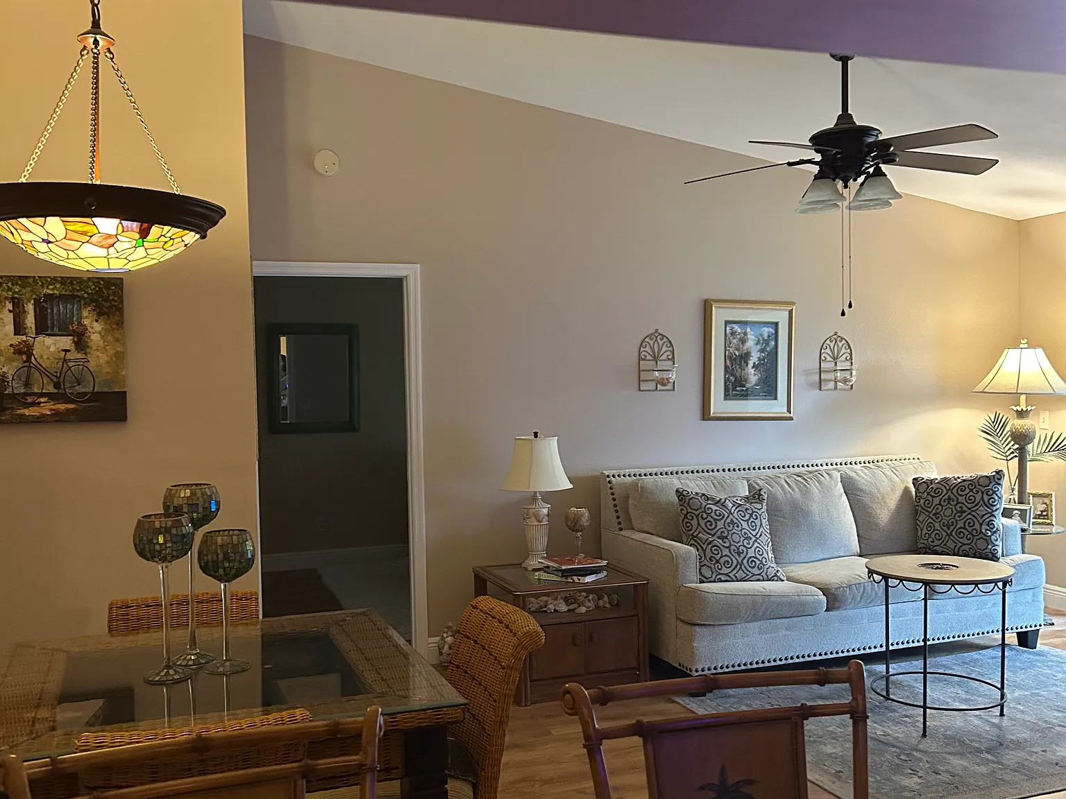 2 bed, 1000 sqft, $1,700 — Photo 2