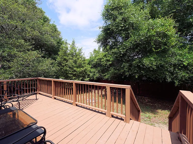 428 Riverchase Blvd — Photo 38