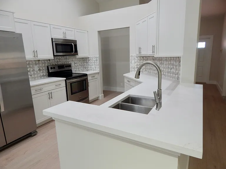 22864 Marbella Cir — Photo 6