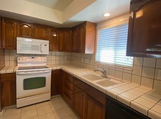 3653 Pacific Ave, Long Beach, CA 90807