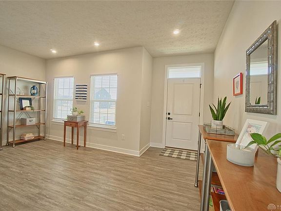 5th image of 2407 Hawes Dr