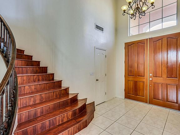 2nd image of 6271 W Linda Ln