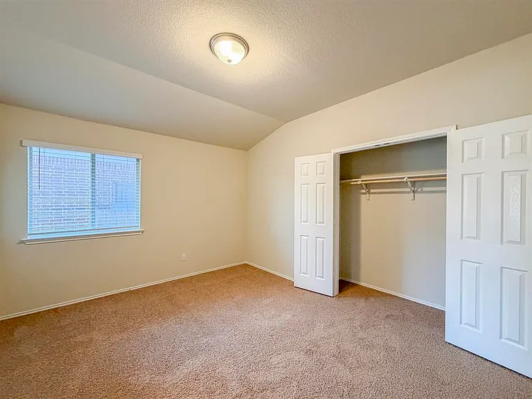 6328 Dorothy Muree Dr — Photo 7