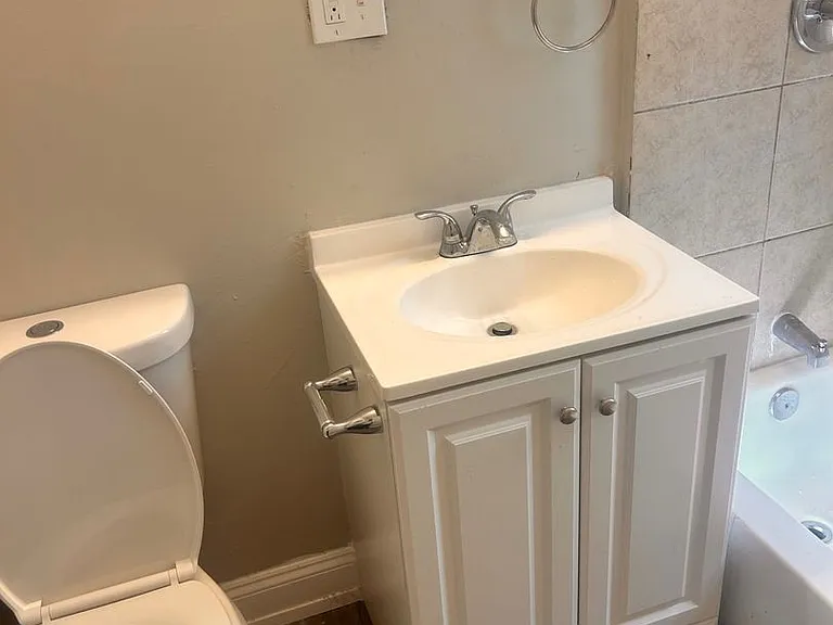 6417 S Evans Ave — Photo 12