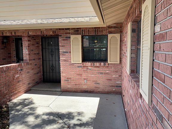 2nd image of 119 Shangri La Cir