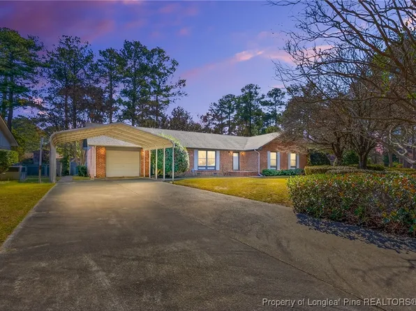 7151 Enfield Dr, Fayetteville, NC 28303