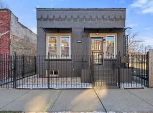 1106 N Springfield Ave #1, Chicago, IL 60651