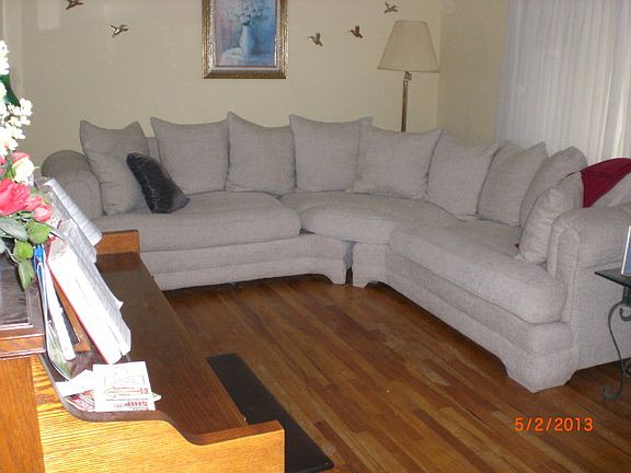 2nd image of 100 Mittendorf Ave