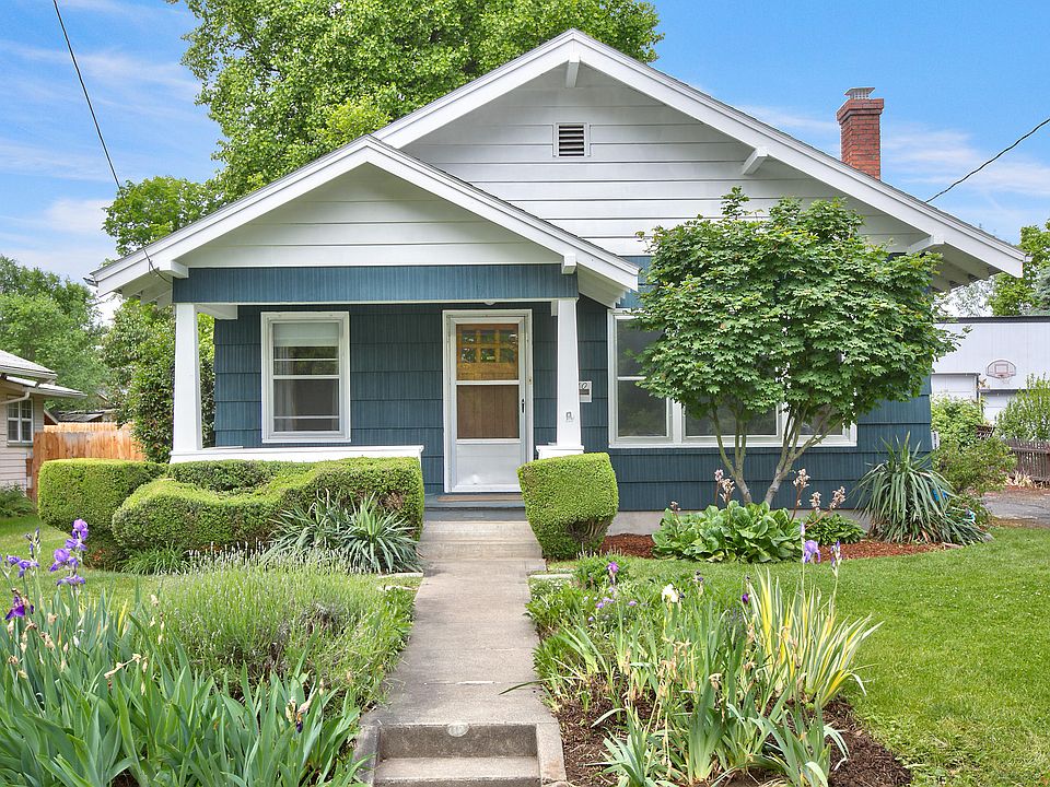 1st image of 210 N 18th Ave