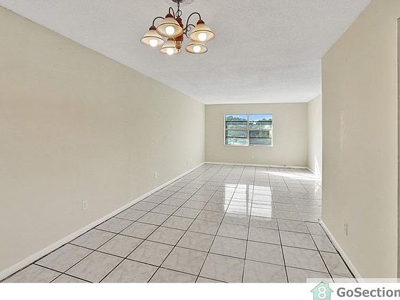 4th image of 1201 SW 52nd Ave APT 212