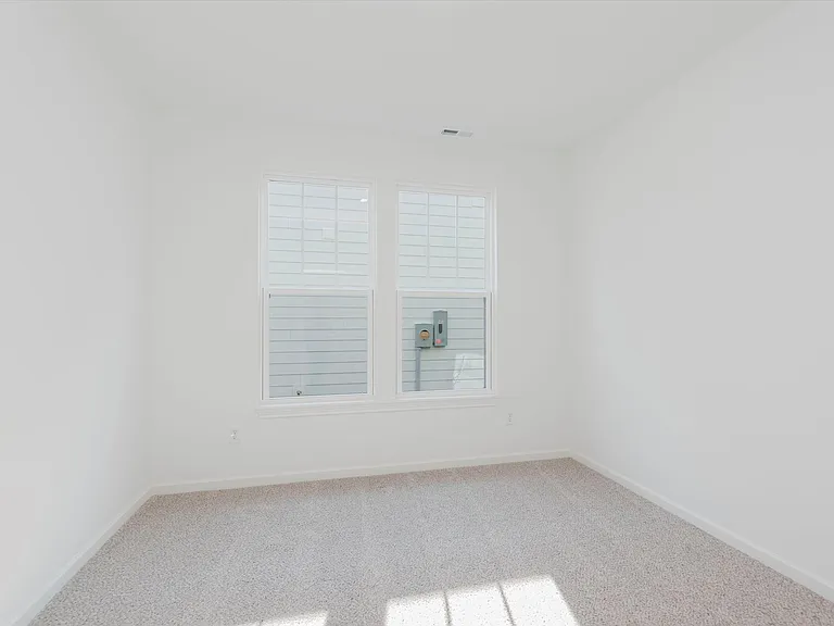 16043 Meadow Frost Ct — Photo 5