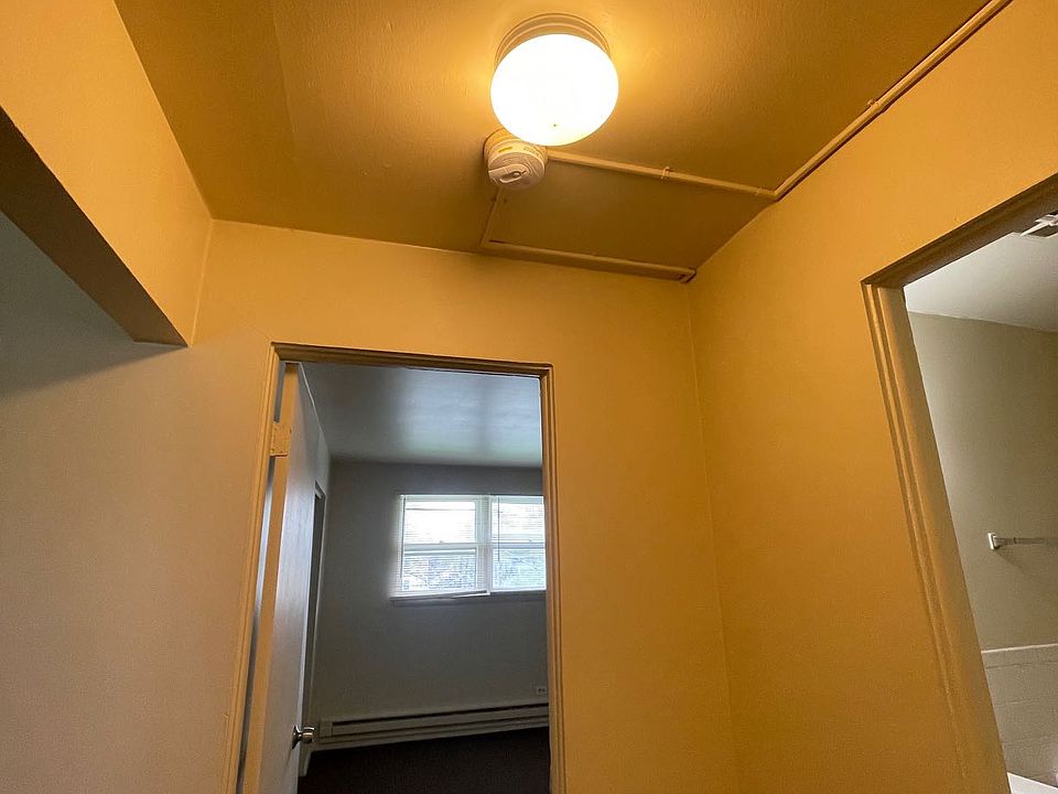 1st image of 2342 Gabriel Ave APT 6