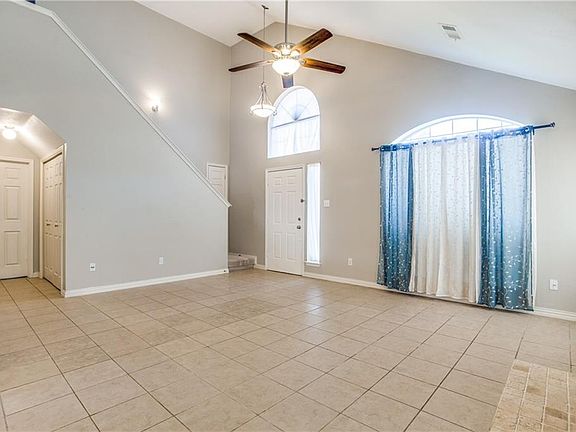 5th image of 725 Greenridge Dr