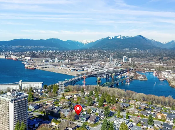 3775 Trinity St, Burnaby, BC V5C 1N1