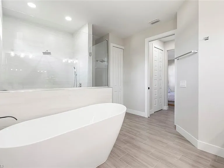 4600 Key Largo Ln — Photo 24