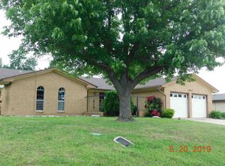6943 NW Eisenhower Dr, Lawton, OK 73505
