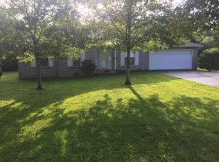102 Chester Ln, Oak Ridge, TN 37830