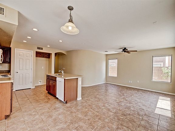4th image of 2982 S 256th Dr