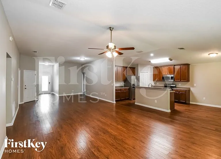 10881 Dunnotar Rd — Photo 3