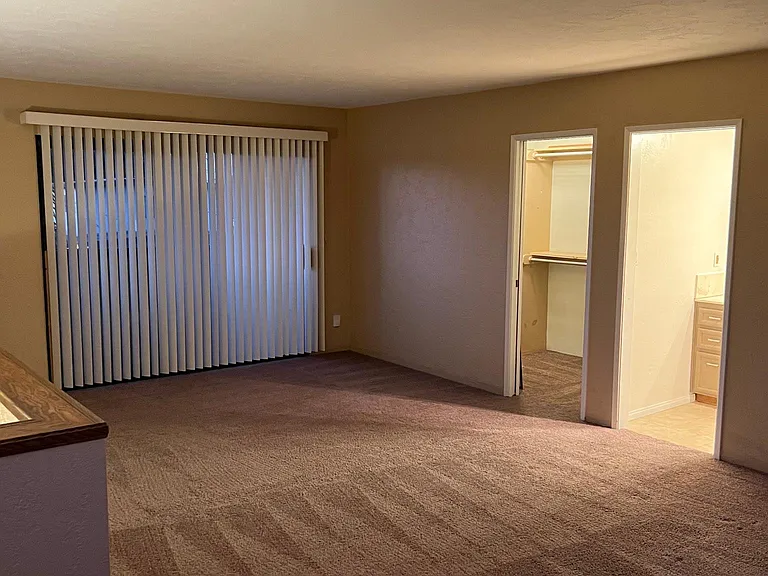717 Oneonta Ave — Photo 24