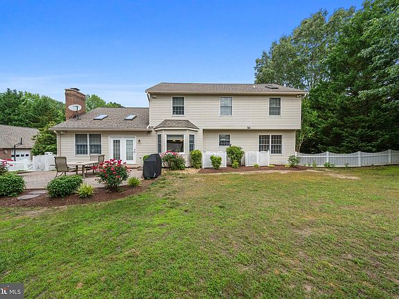 3rd image of 6347 Grant Chapman Dr